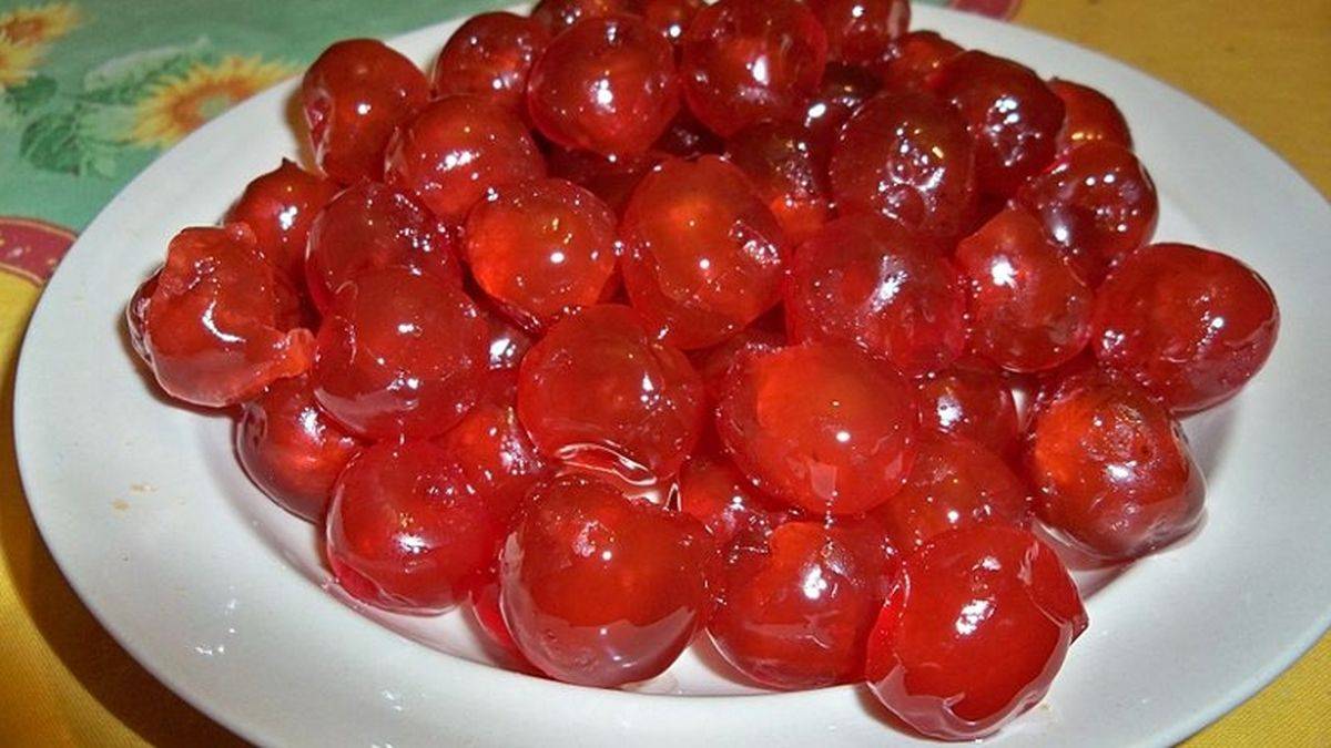 Cherries from Apt
