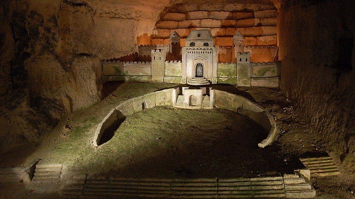 The Hidden Art of François Décure: Sculptor of the Paris Catacombs