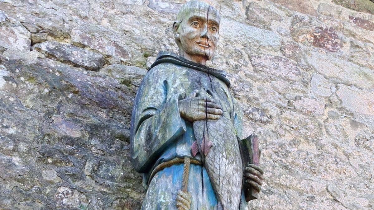 Goustan's statue, Auray