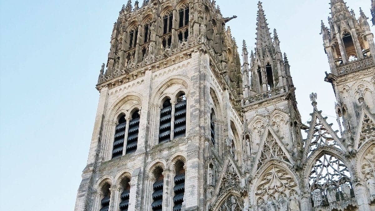 St-Romain tower