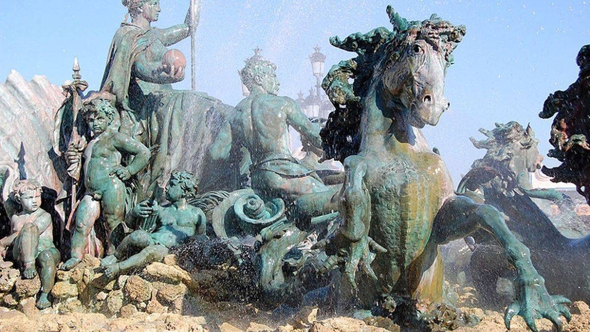 The Girondins fountain