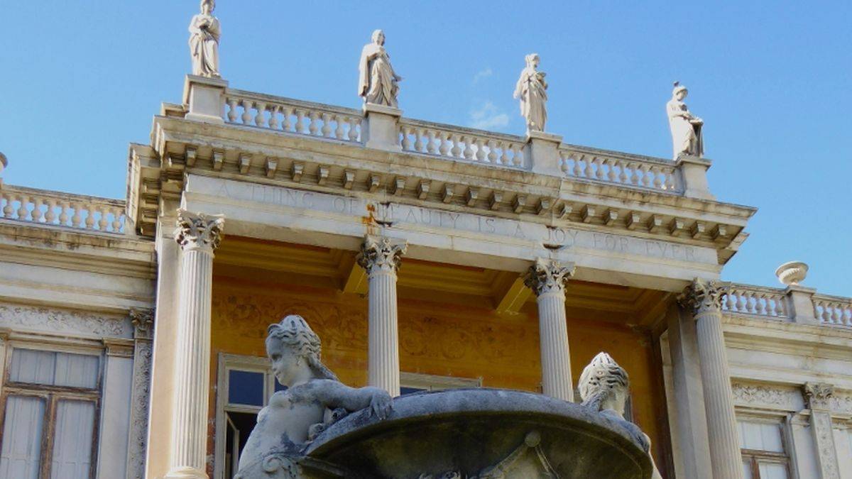 Detail
