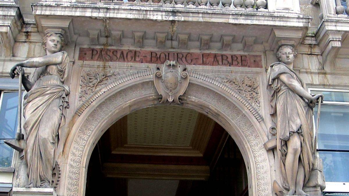 Detail