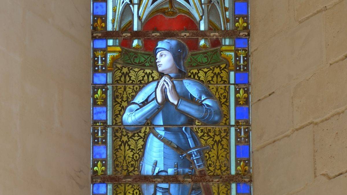 Joan, Vez chapel