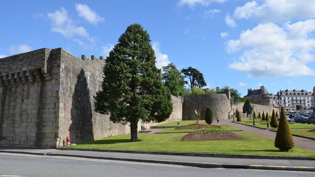 Hennebont ramparts