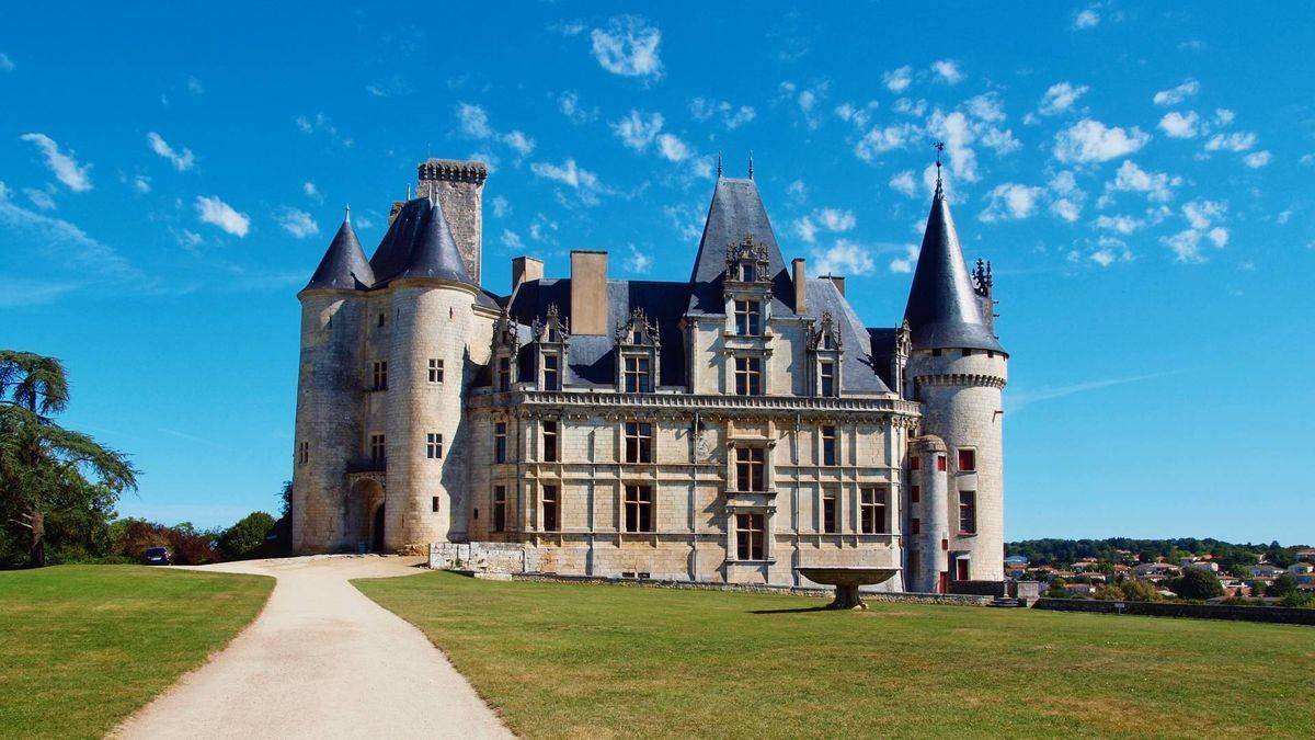 La Rochefoucauld castle