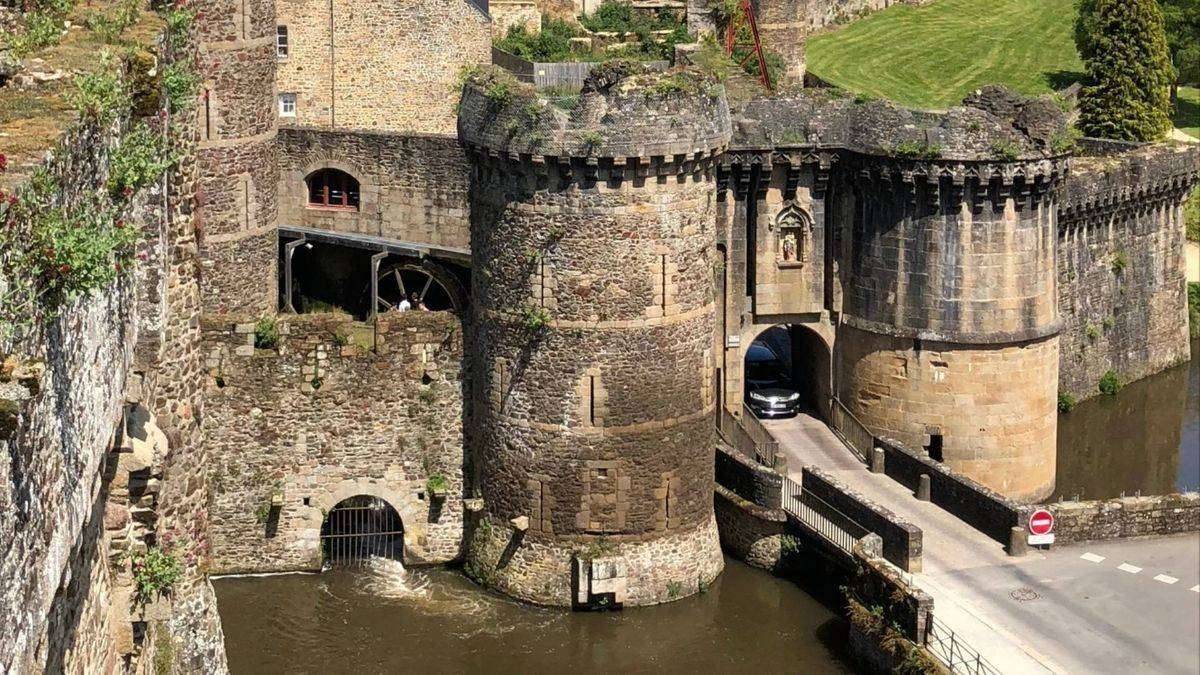 Fougères castle