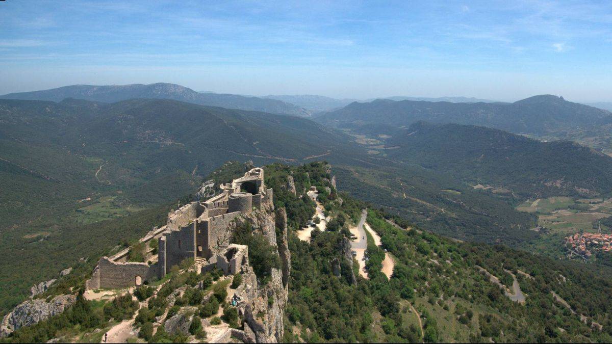 Peyrepertuse castle