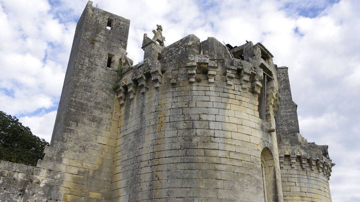 Mareuil castle