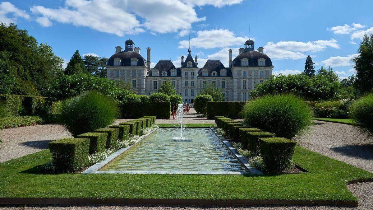 Cheverny castle