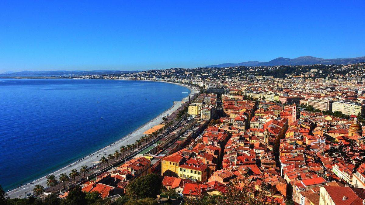  Promenade des Anglais