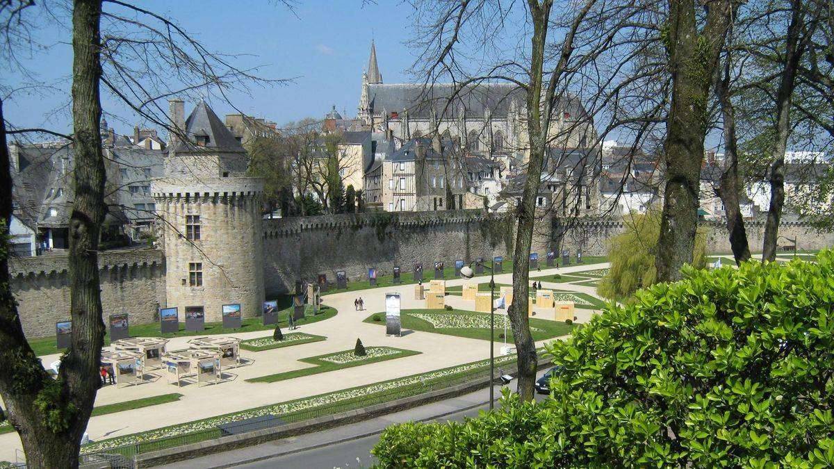 Vannes ramparts