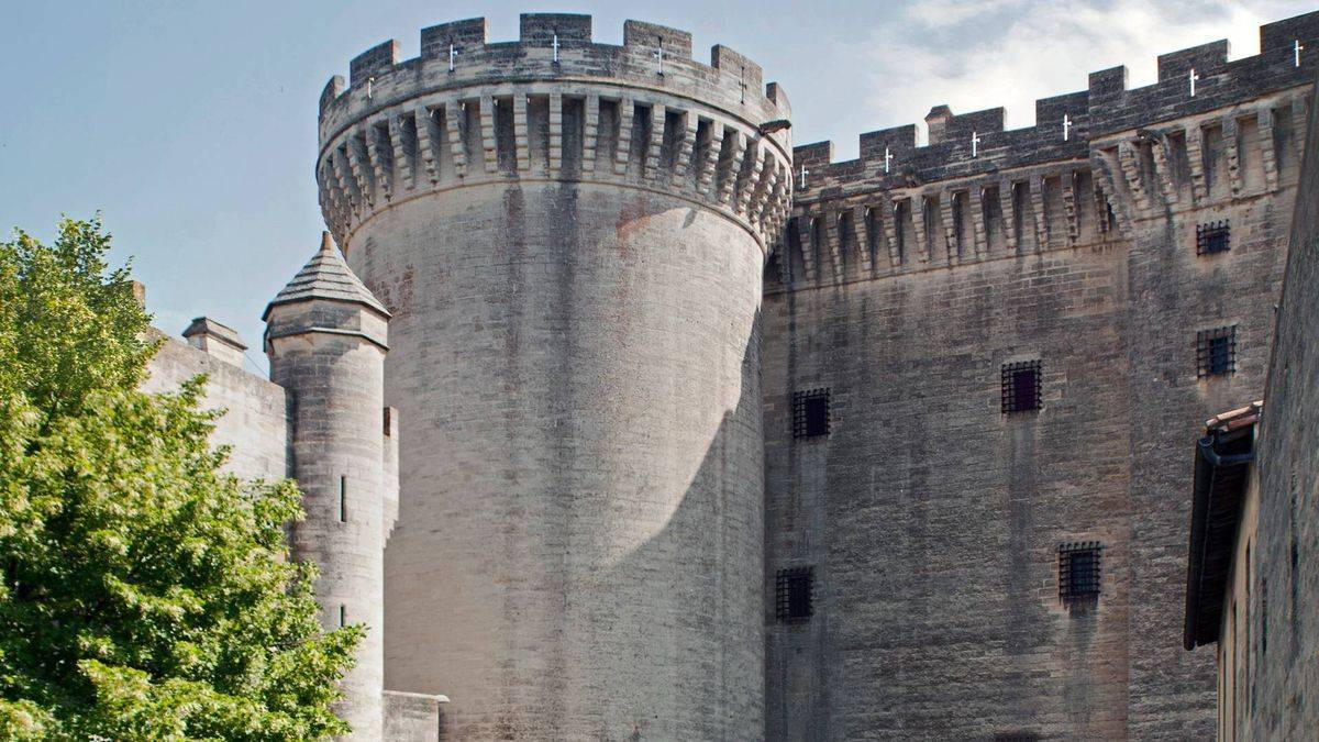 Tarascon castle