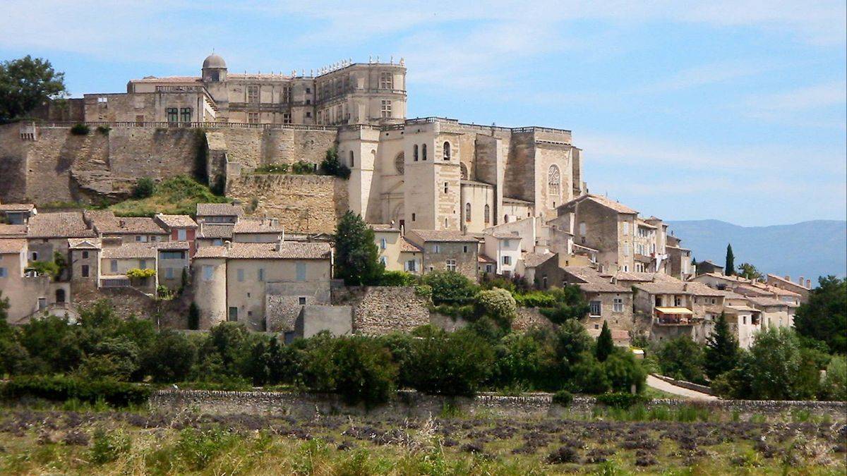 Grignan castle