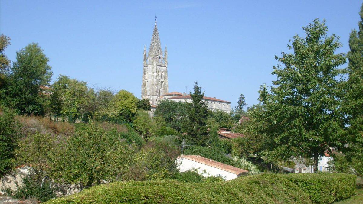 Basilica in Saintes