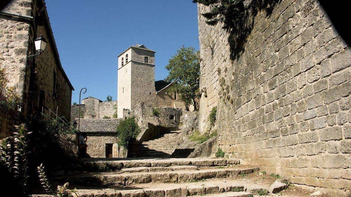 La Couvertoirade fortifications