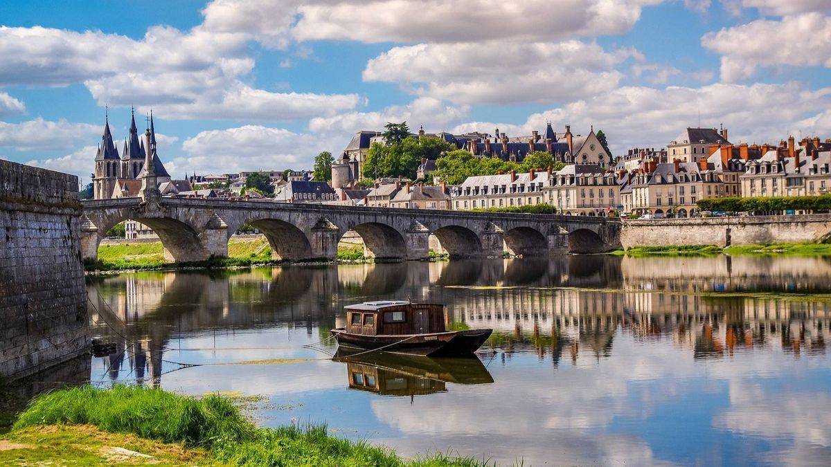 Blois bridge