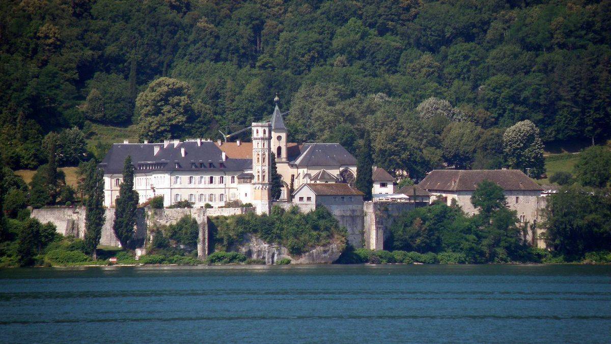 Hautecombe abbey