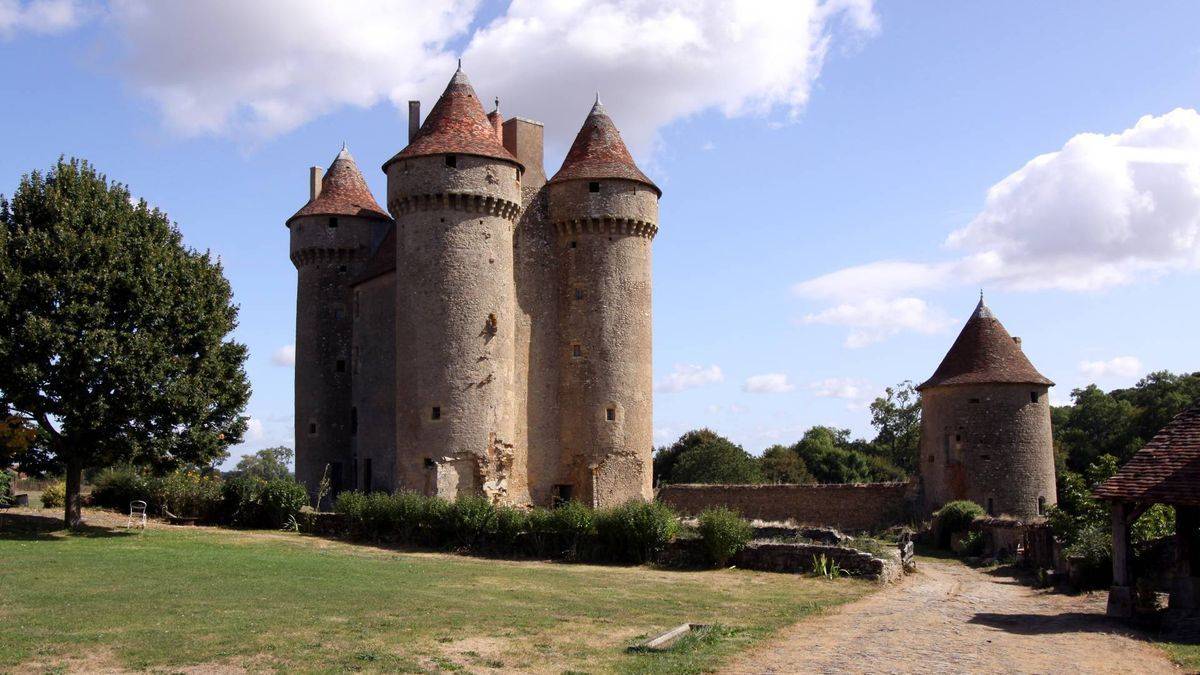 Sarzay castle