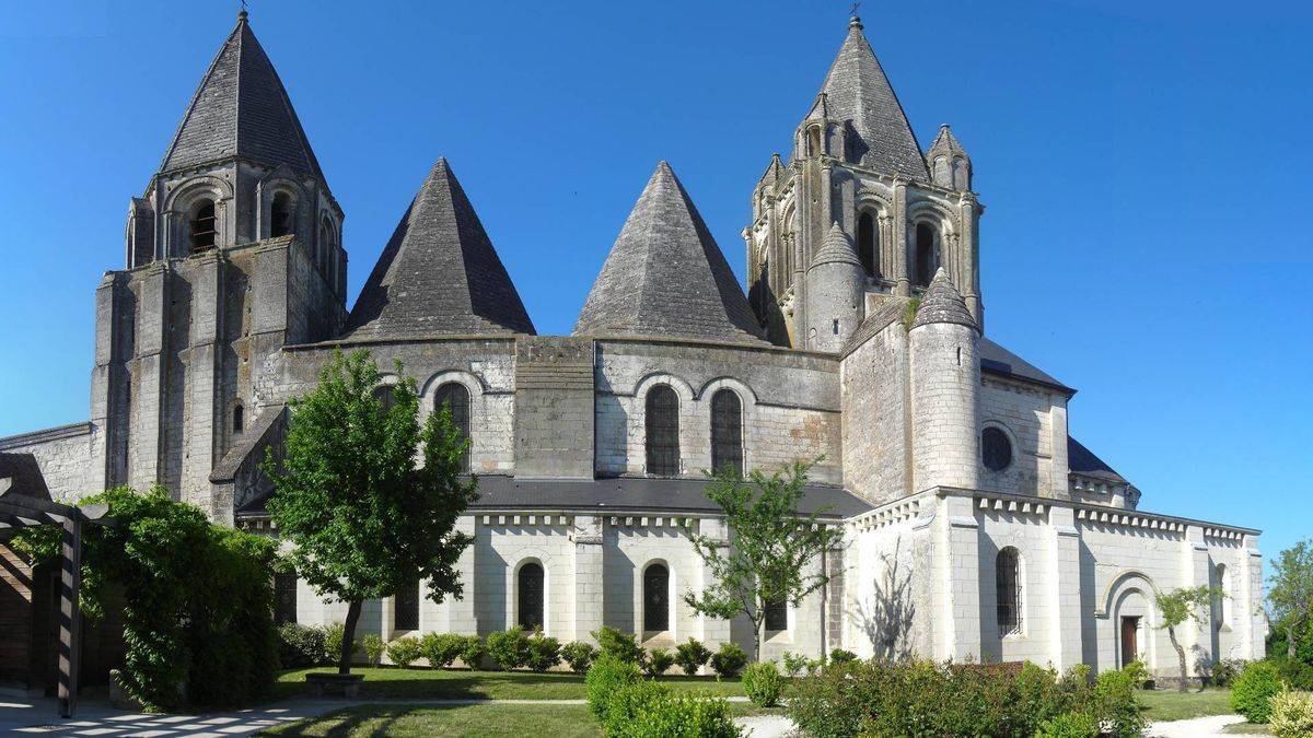 Saint-Ours, Loches