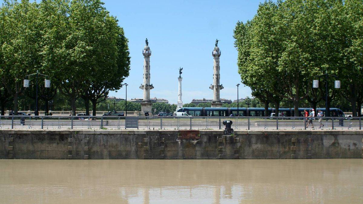 Place des Quinconces